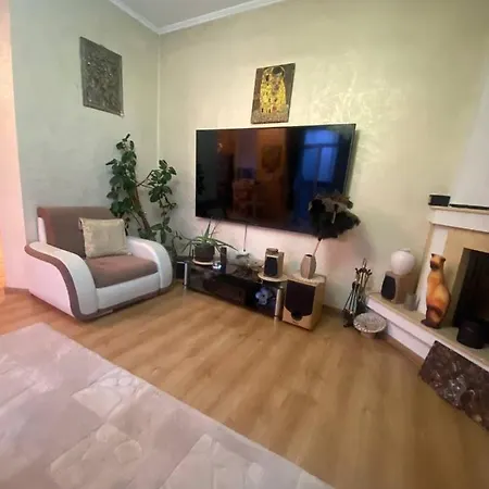 Luxury Penthouse 6th Of 6 Stock Building 2 Bed Apartment, 1 Br Riga
