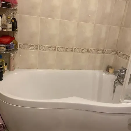 Luxury Penthouse 6th Of 6 Stock Building 2 Bed Apartment, 1 Br Apartment