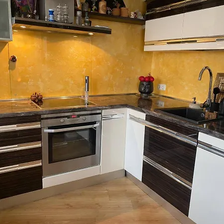 Apartment Luxury Penthouse 6th Of 6 Stock Building 2 Bed Apartment, 1 Br Riga